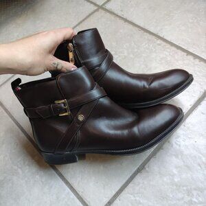 Sleek Brown Leather Ankle Boots Tommy Hilfiger SIZE 9